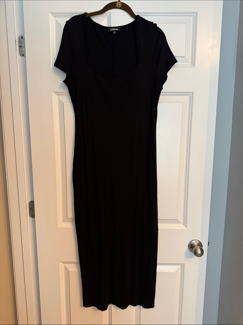 Bebe Black Short-Sleeve Scoop Neck Midi Dress